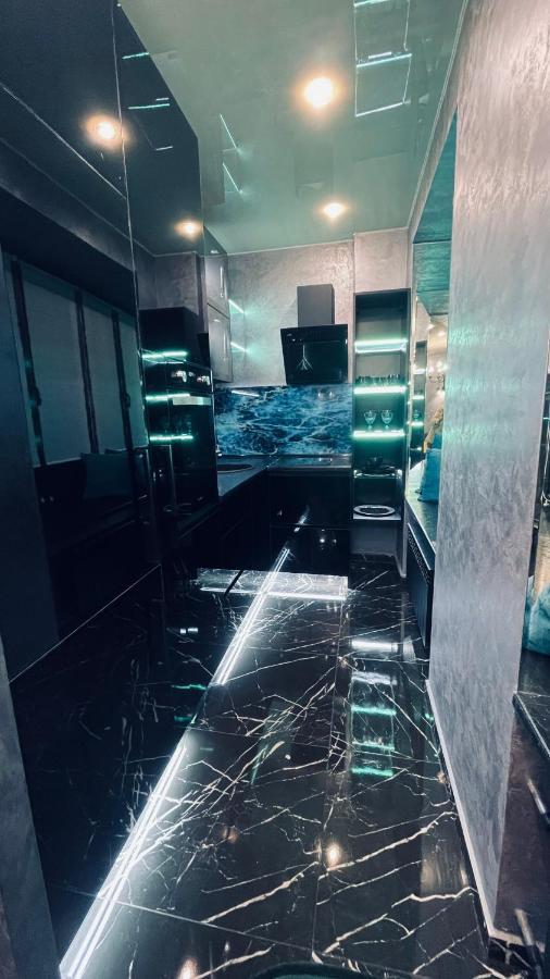Luxury Design Apartments In The Center Of Kiev Eksteriør billede