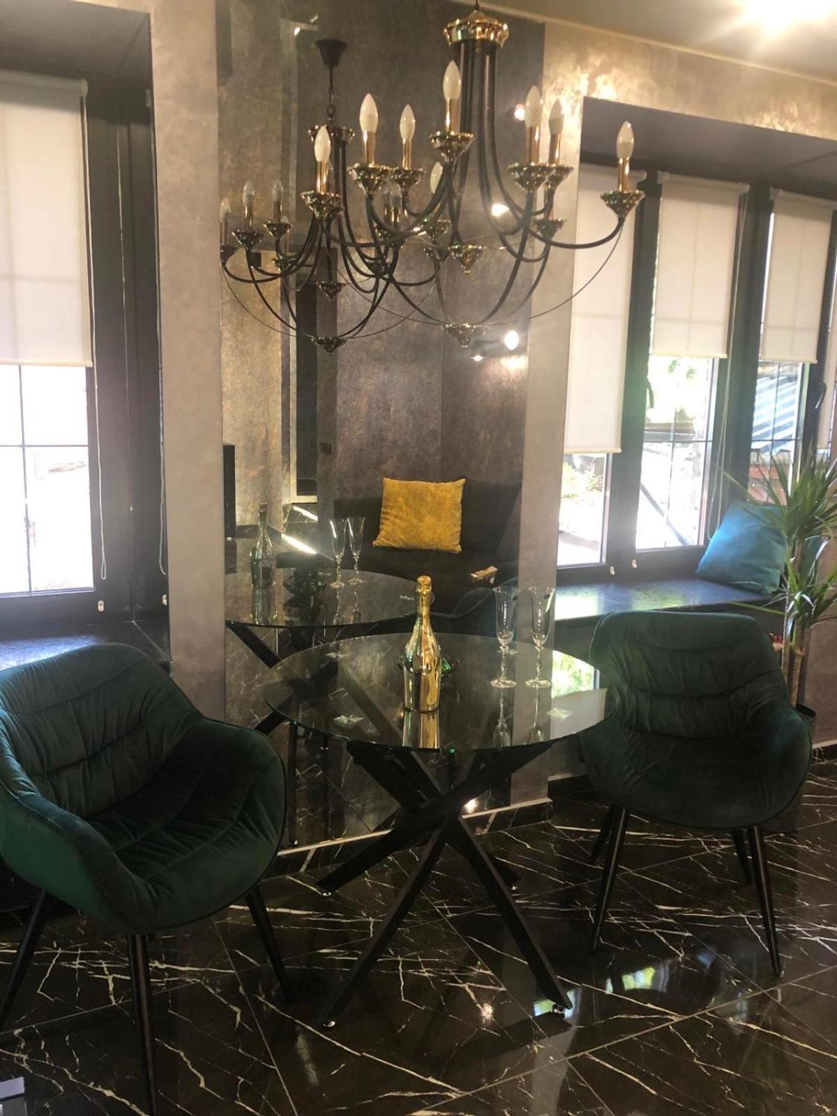 Luxury Design Apartments In The Center Of Kiev Eksteriør billede
