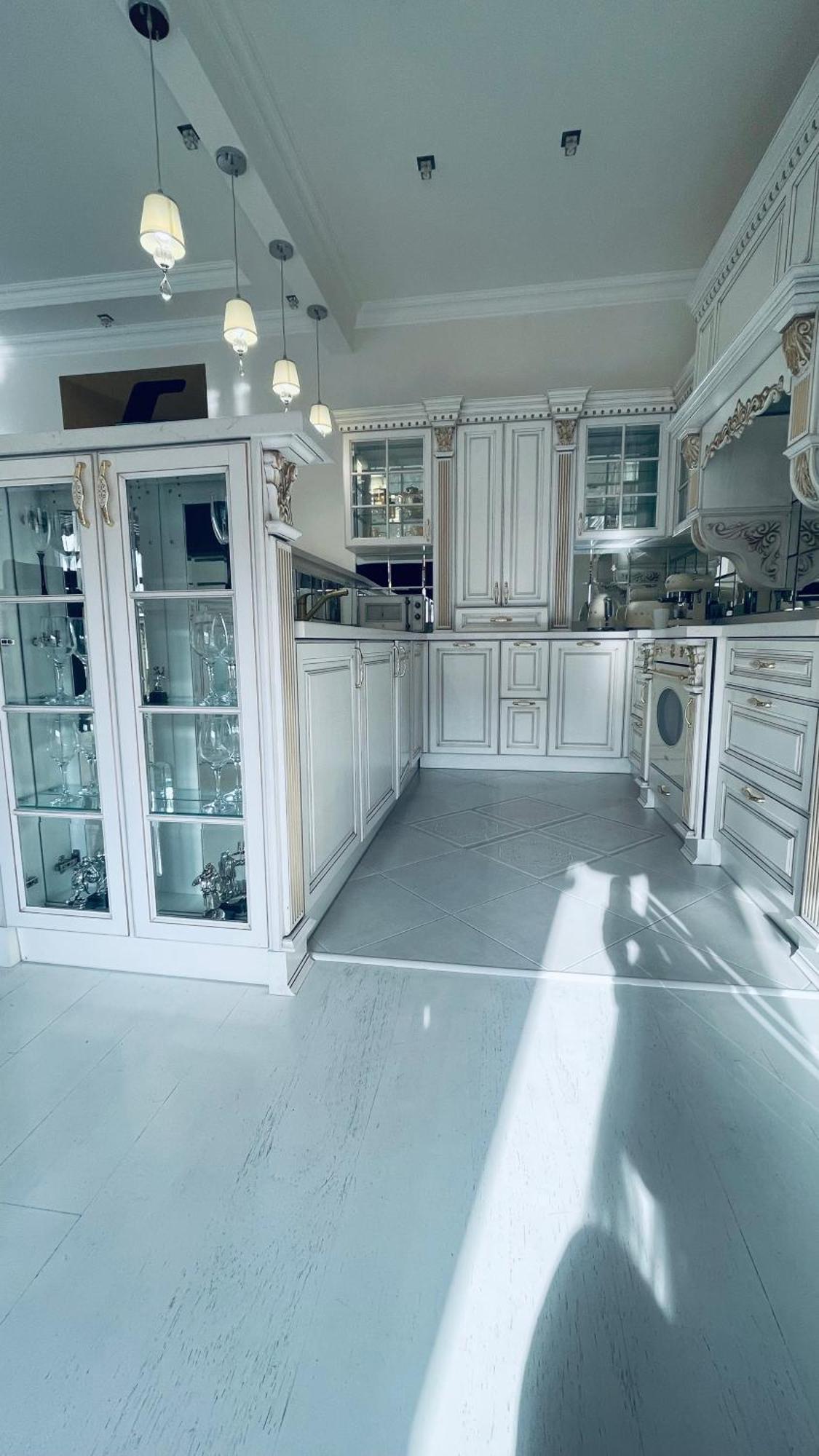 Luxury Design Apartments In The Center Of Kiev Eksteriør billede