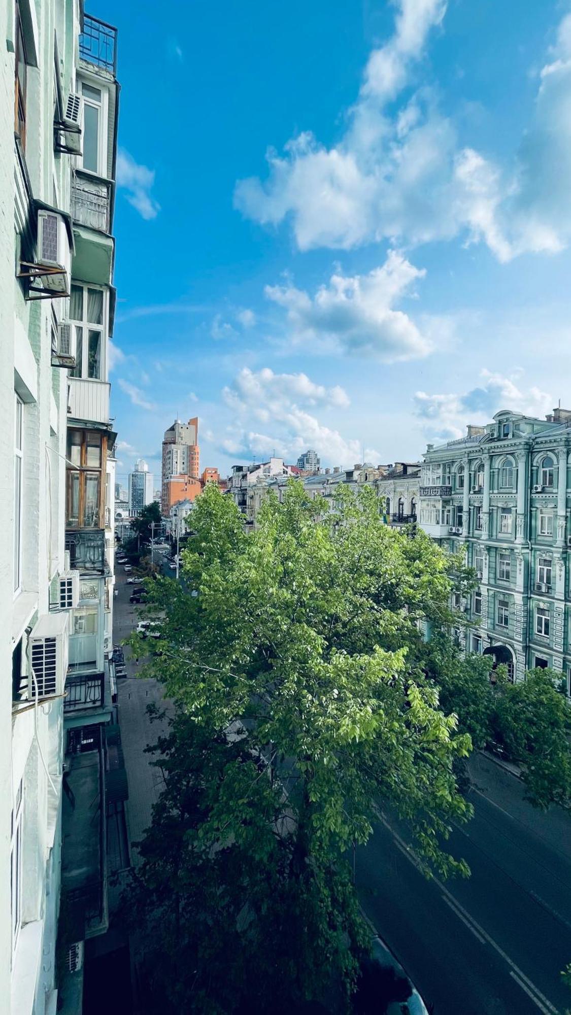 Luxury Design Apartments In The Center Of Kiev Eksteriør billede