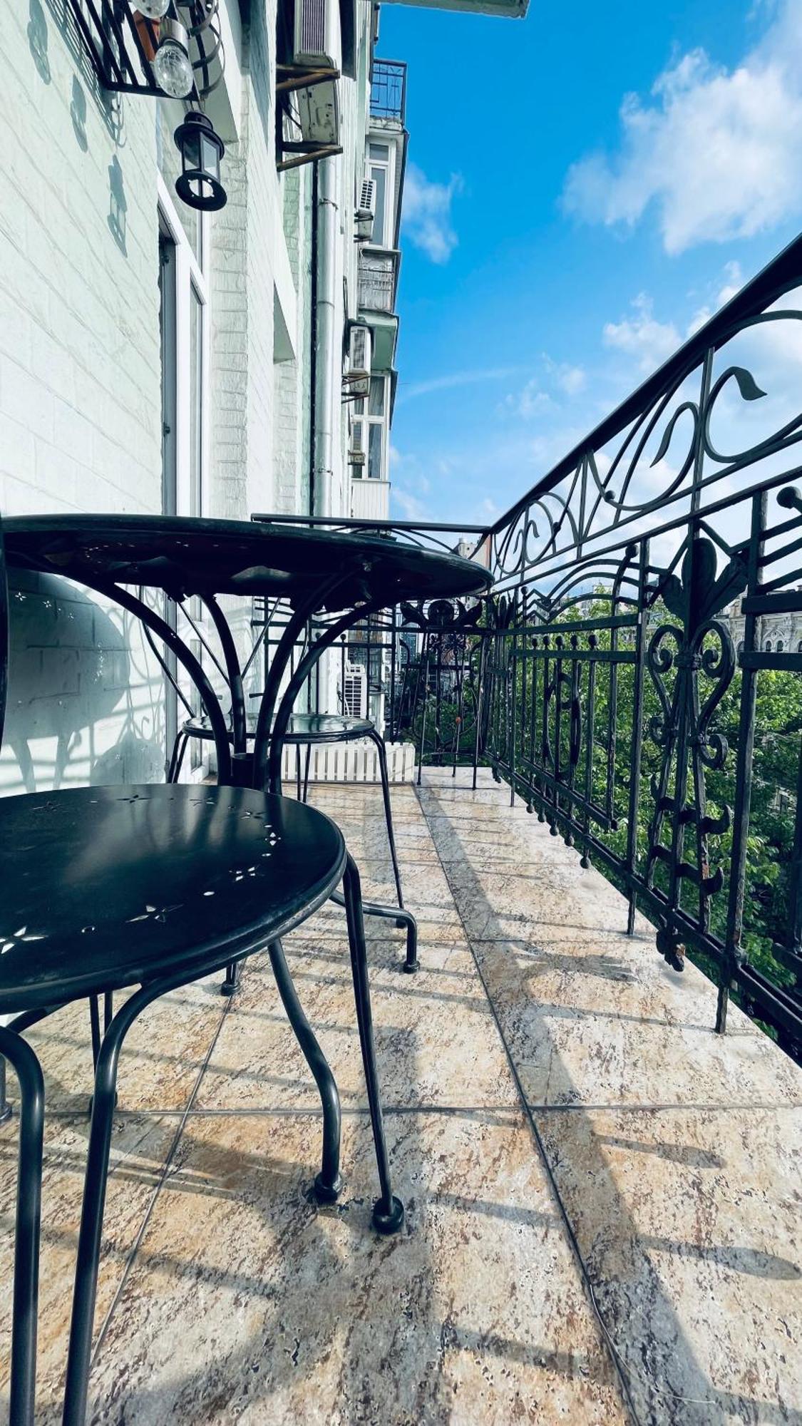 Luxury Design Apartments In The Center Of Kiev Eksteriør billede